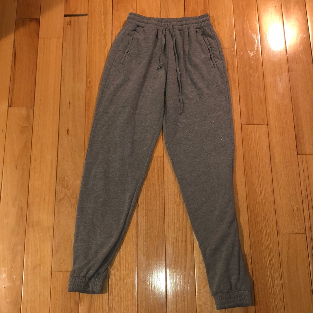 Brandy Melville grey sweatpants